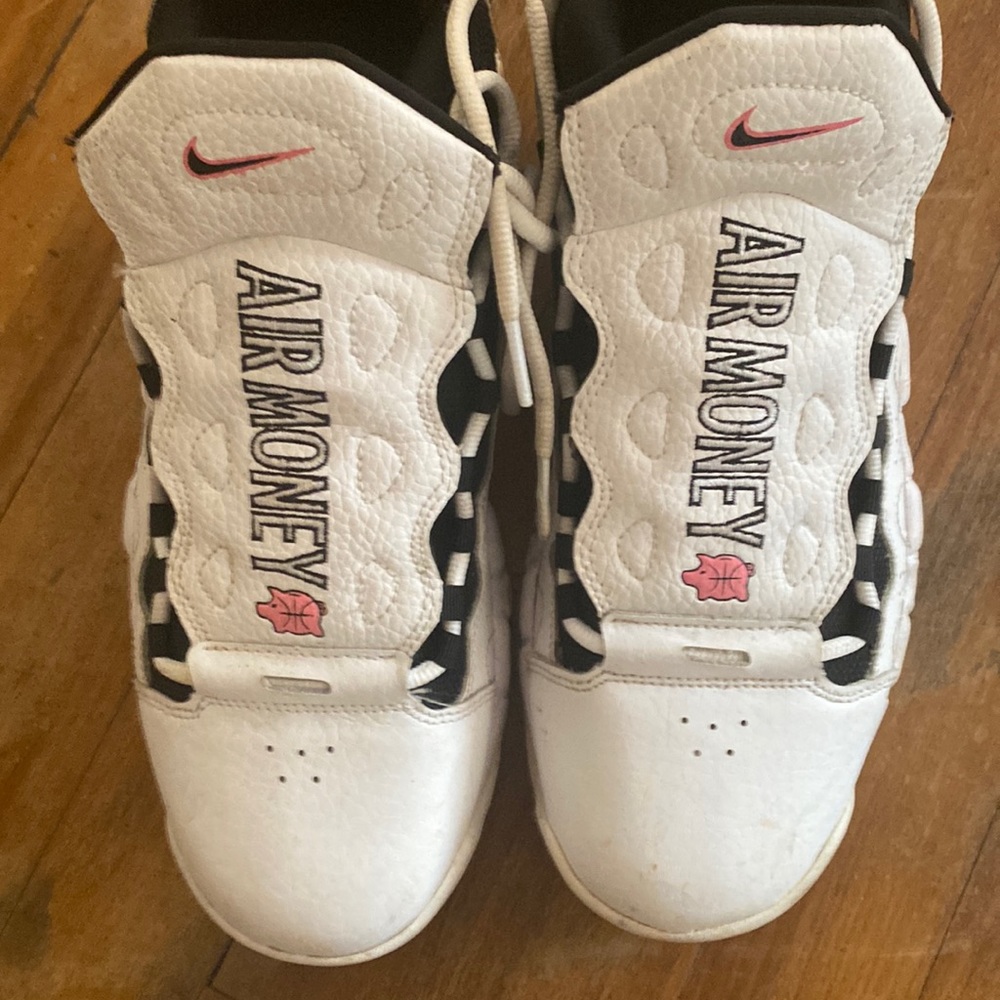 Nike air money size 7y